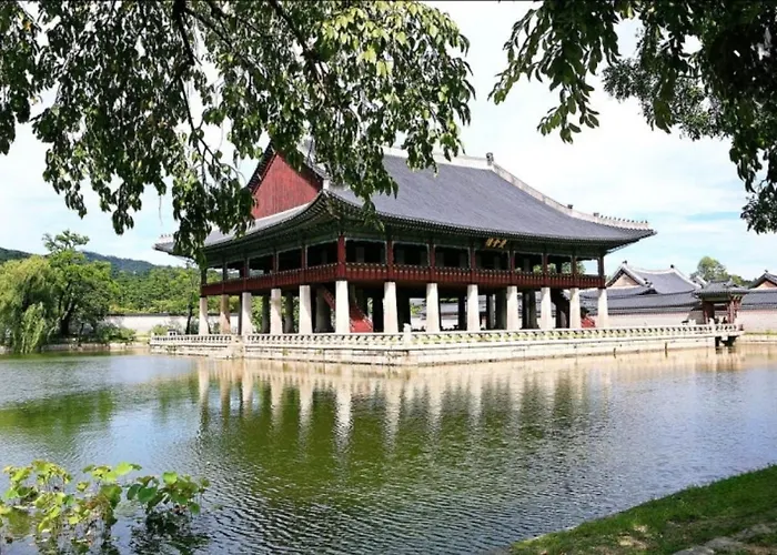 Lotus House - Foreign Tourists Only 4*