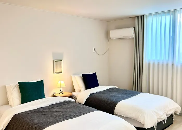 Lotus House - Foreign Tourists Only Affittacamere 4*